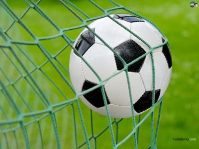 Kamerunlu futbolçu 12 matçlıq cəzalandı